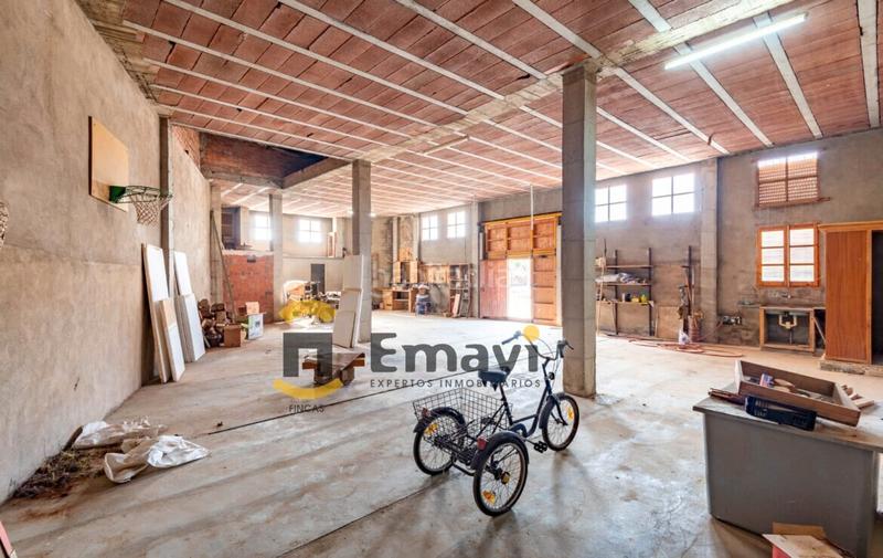 Foto 186539c6-283d-43e6-897a-22f83b72393a. Edificio ??? oportunidad única en atzeneta ??? solar + almacén en construcción – 256 m² diáfanos en Atzeneta del Maestrat