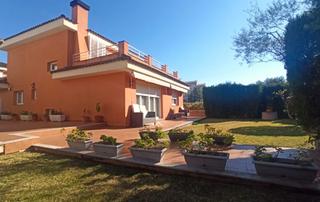 Chalet in El Balcó-Jaume I. Exclusiva villa en oropesa del mar – 263 m², cerca de la playa l