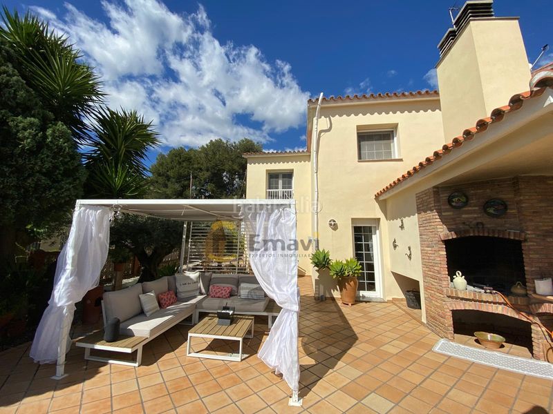 Foto a6cc004b-d6b4-4c08-a783-705c4bd01f72. Xalet amb xemeneia calefacció aparcament piscina a Borriol