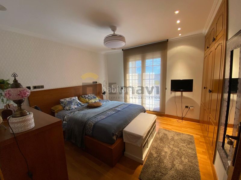 Foto eda94812-89be-46fa-98d6-719bb50120e3. Xalet amb xemeneia calefacció aparcament piscina a Borriol