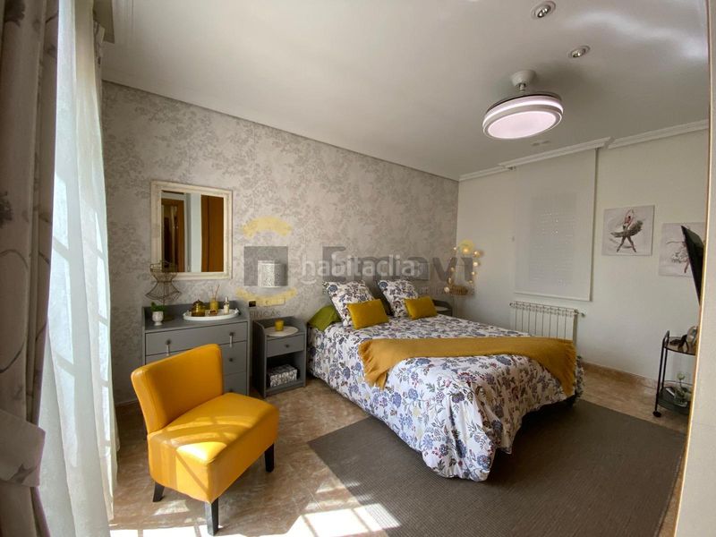 Foto f86a7d71-7ac8-4554-9aee-fa1a84eed87d. Xalet amb xemeneia calefacció aparcament piscina a Borriol