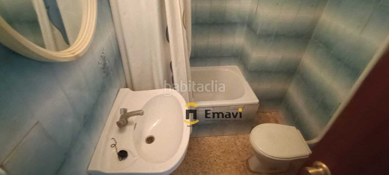 Foto f77d0daf-ba44-4154-9bad-04f287158adc. Casa amb xemeneia a Alcora (l´)