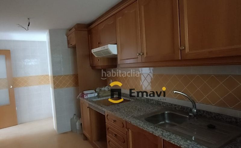 Foto b4f51a98-600d-4db6-bed9-021378c62b9d. Pis amb aparcament a Alcora (l´)