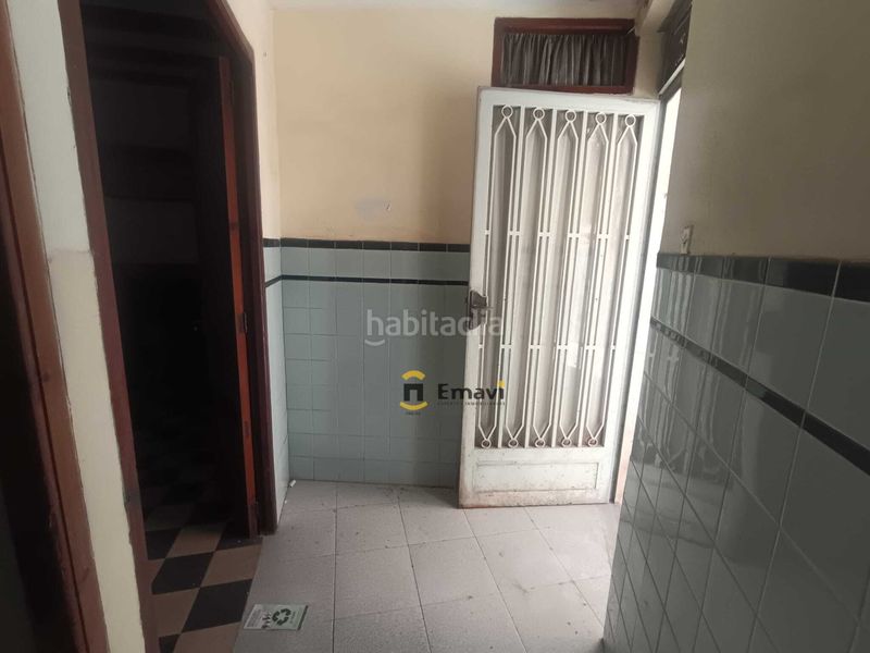Foto 25100118-3dd8-4eb8-a209-61466193299c. Casa amb xemeneia aparcament a Alcora (l´)