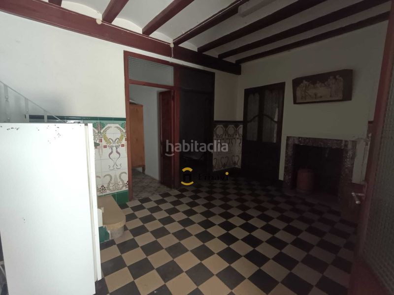 Foto 5c485463-f2db-4f4a-821b-5b0da88dcb5b. Casa amb xemeneia aparcament a Alcora (l´)