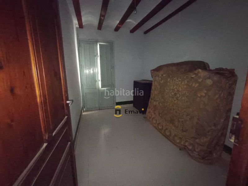 Foto a0af1184-c8d2-423e-85bc-3a8c5dd73bac. Casa amb xemeneia aparcament a Alcora (l´)