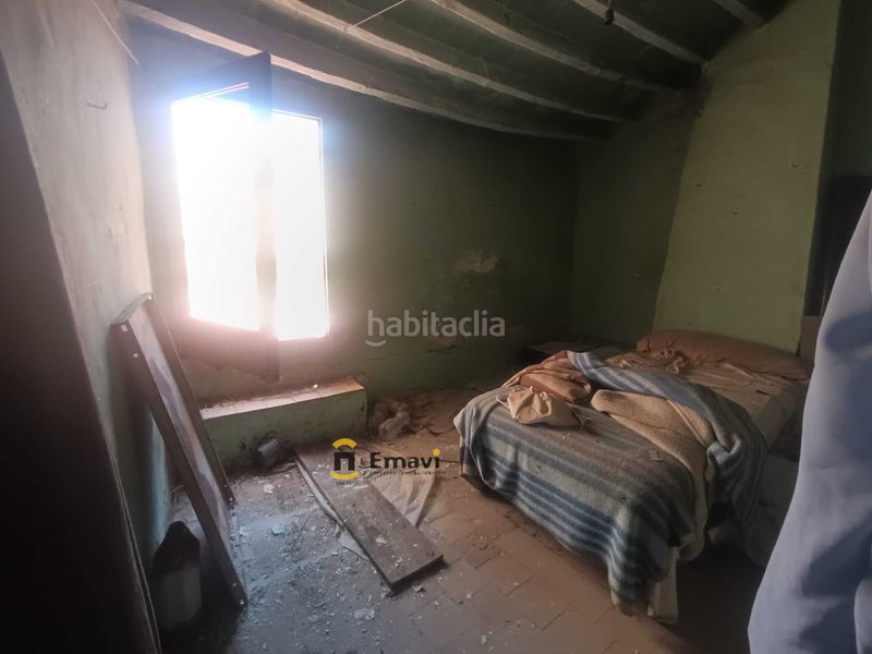 Foto 23fe194f-9568-40a3-bfe9-d871d118ba12. Casa adossada a Alcora (l´)
