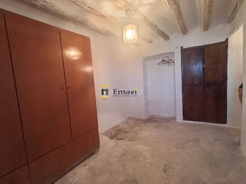 Foto 9fbee379-ed25-4f4c-9cef-e00239798397. Casa a carrer major 13 a Vall d´Alba