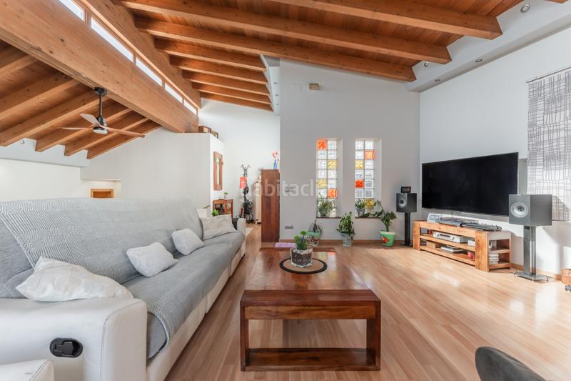 Foto 3204ffe8-f315-4d7b-ae26-5596ded50efa. Haus mit kamin heizung parking pool in Sant Fost de Campsentelles