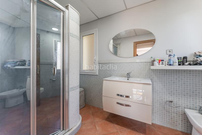 Foto f8b1e6c0-f237-4aee-bd2c-9d882542e7f7. Haus mit kamin heizung parking pool in Sant Fost de Campsentelles