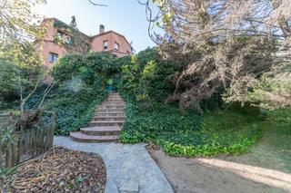 Xalet a Vallirana. **casa de ensueo en venta en un entorno idlico**