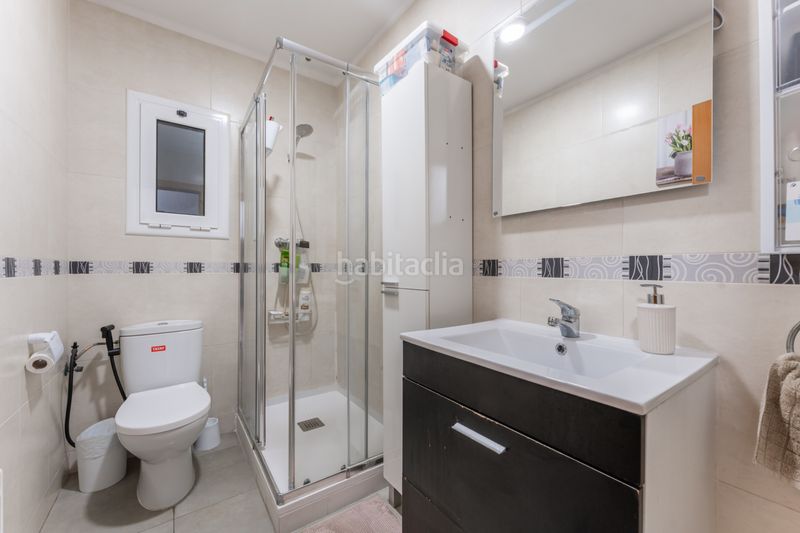 Foto d63560ad-0491-48ef-877d-c0ed1d352420. Pis a Estació del Nord Mollet del Vallès