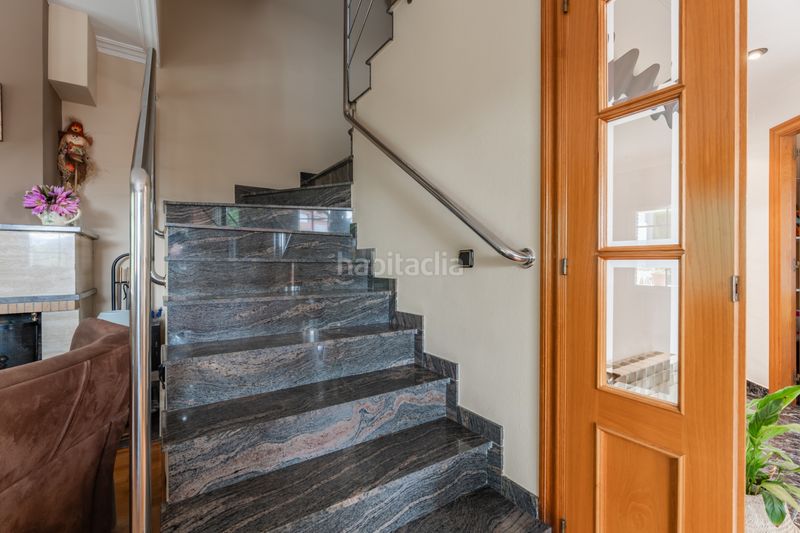 Foto 5e2c5cb6-6f07-40f2-bbc3-68c4d0a44eb8. Casa adossada amb calefacció aparcament a Santa Rosa Mollet del Vallès