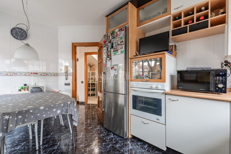 Foto aef6cc07-62a5-4064-a58b-14401d6f192a. Casa adossada amb calefacció aparcament a Santa Rosa Mollet del Vallès