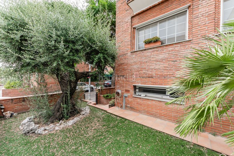 Foto c03511fe-3e3f-4478-b050-83470c8a27dc. Casa adossada amb calefacció aparcament a Santa Rosa Mollet del Vallès