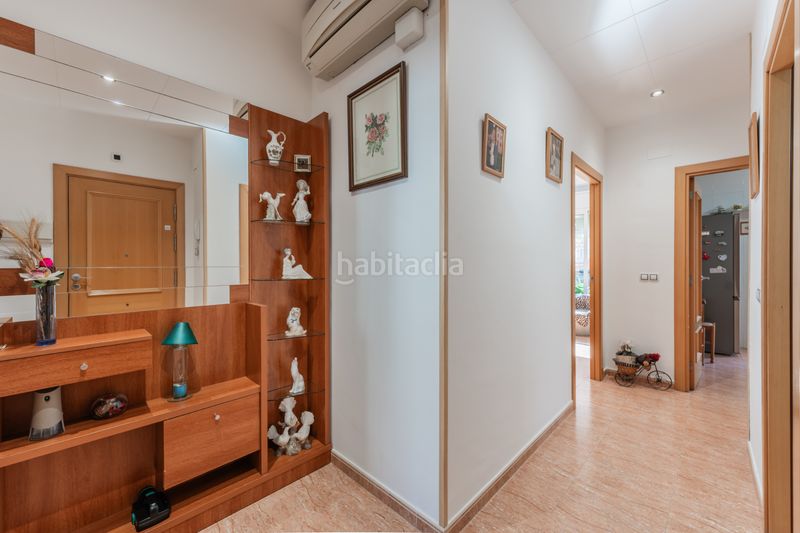 Foto d2517923-f874-4e7a-8a9d-d78ca4ea3ec9. Planta baixa amb calefacció aparcament a Plana Lledó Mollet del Vallès