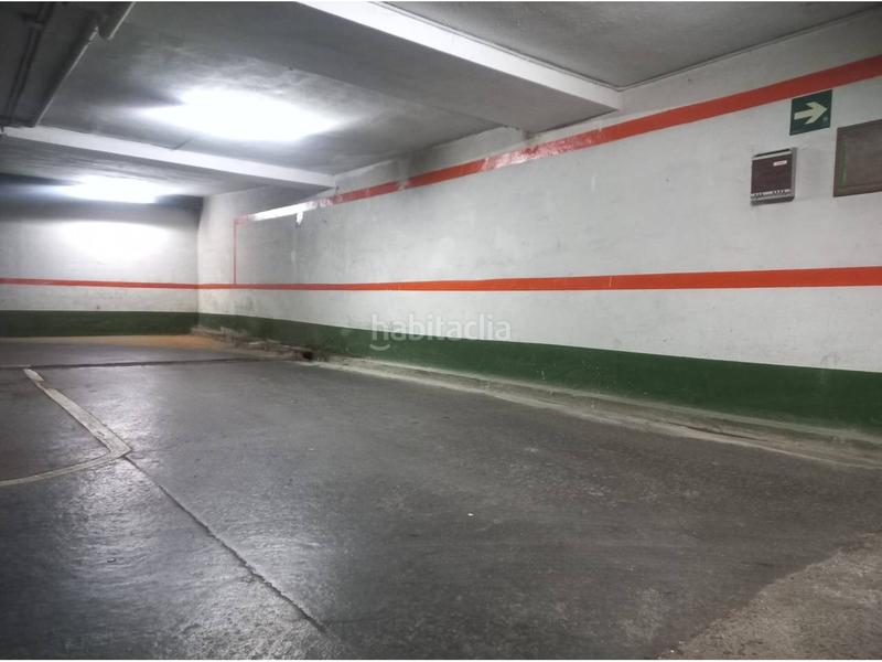 Foto a34f670e-c53f-41a5-982d-6344704e0733. Aparcament cotxe a Rekalde Centro Bilbao