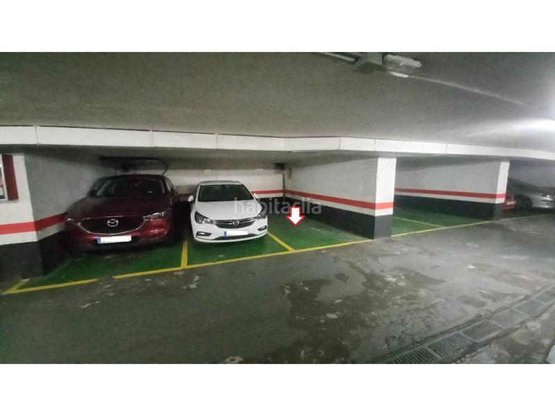 Foto d892e49a-95fa-440c-b8f6-f9f06b659dfd. Parking coche garaje en venta en ibaizabalabusu en Bilbao