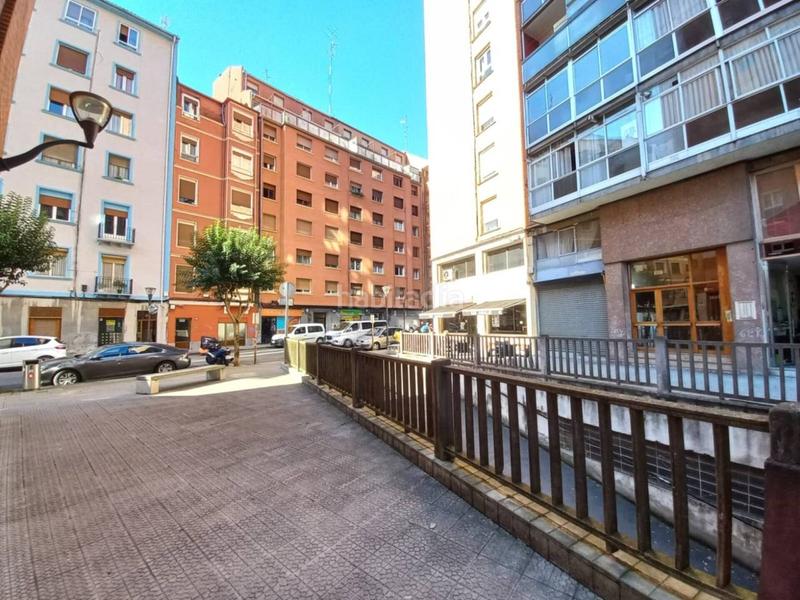 Foto d7203d23-c5e7-4a77-a706-60f725238ea9. Parking coche garaje en venta en ibaizabalabusu48003 en Bilbao