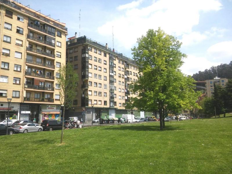 Foto 31de1c7e-8028-4f9c-97ed-ade3eb2d4524. Car parking in La Peña Bilbao