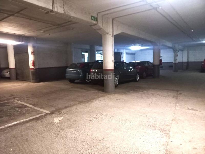 Foto f513a3f0-5466-4a1c-9e87-62c246a3ad43. Aparcament cotxe a La Peña Bilbao