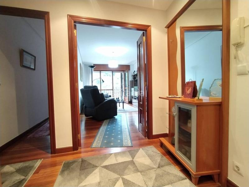 Foto 604b7081-aa6a-4b09-8798-0f64a9bea2a5. Piso  en venta en La Peña en La Peña Bilbao