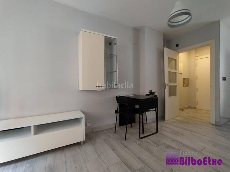 Foto 35a521e6-4475-4052-b3c6-1e300c4eb2ff. Piso  en venta en ibaizabalabusu48003 en La Peña Bilbao