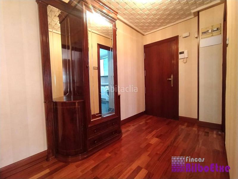 Foto 360a50b3-b749-454b-91e2-685278c6d10a. Piso  en venta en ibaizabalabusu48003 en La Peña Bilbao