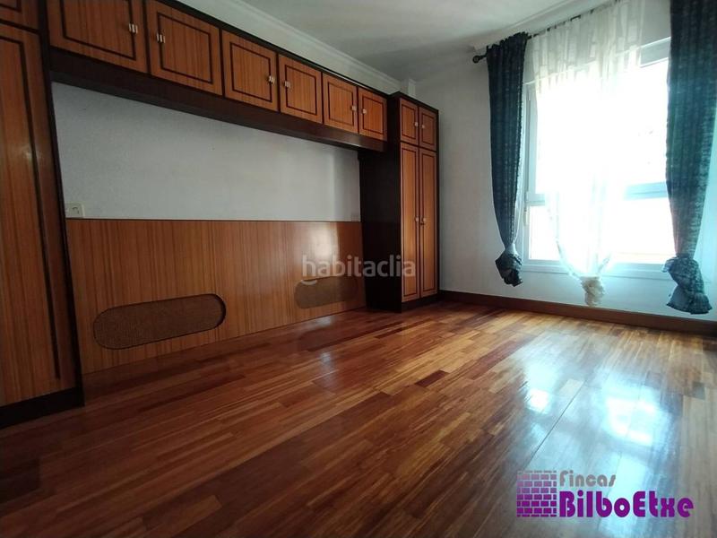 Foto 6f114032-dc86-437e-8aaf-d23588ce12b4. Piso  en venta en ibaizabalabusu48003 en La Peña Bilbao