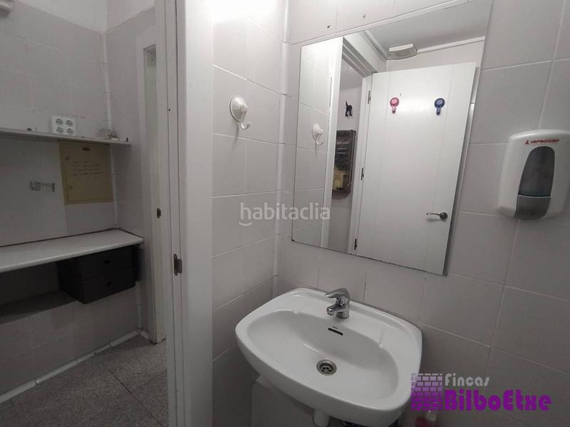 Foto 6fa5b9f8-b142-4f1e-9cc8-eee689b1c74c. Locale commerciale in La Peña Bilbao