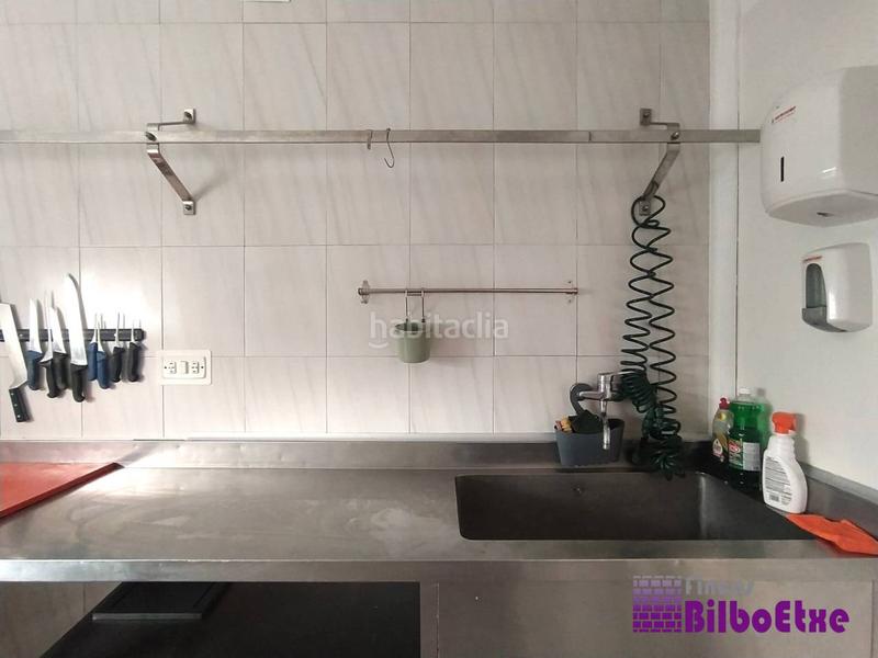 Foto a9ab4c70-d715-4286-b64d-d436348c62b9. Locale commerciale in La Peña Bilbao
