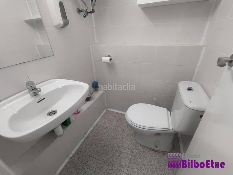 Foto e4fca343-7268-4e99-a01a-c7b09419e686. Locale commerciale in La Peña Bilbao