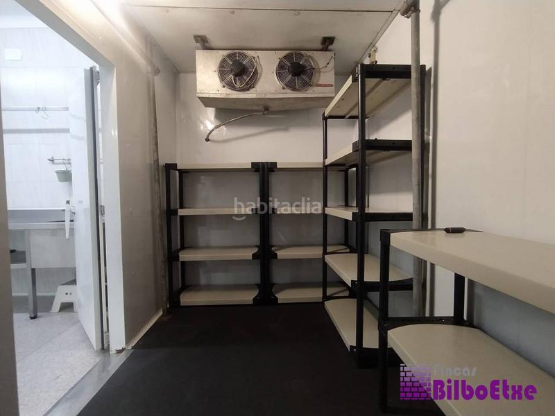 Foto f83d99c6-1ff9-4ffc-b338-f9f9c7e3a870. Locale commerciale in La Peña Bilbao