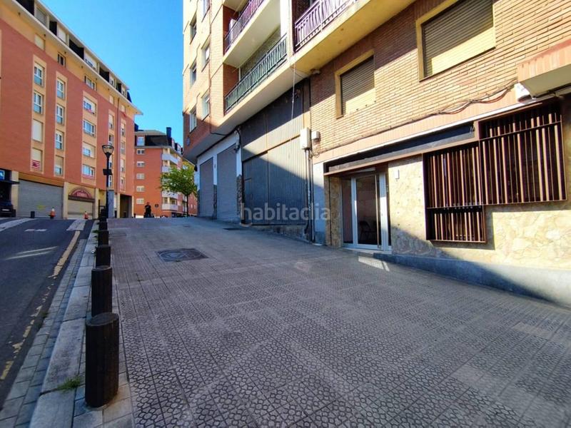 Foto f31c9d46-32c6-40cc-a550-f4bb2dd97d6a. Locale commerciale in Zabala Bilbao