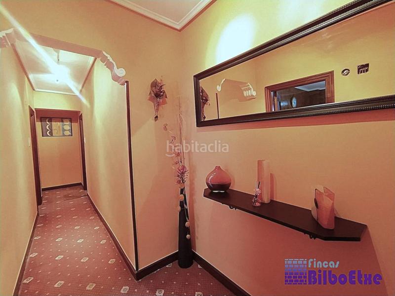 Foto 1ccedf76-188a-46e8-9d50-639de02f24f6. Pis amb calefacció aparcament a La Peña Bilbao