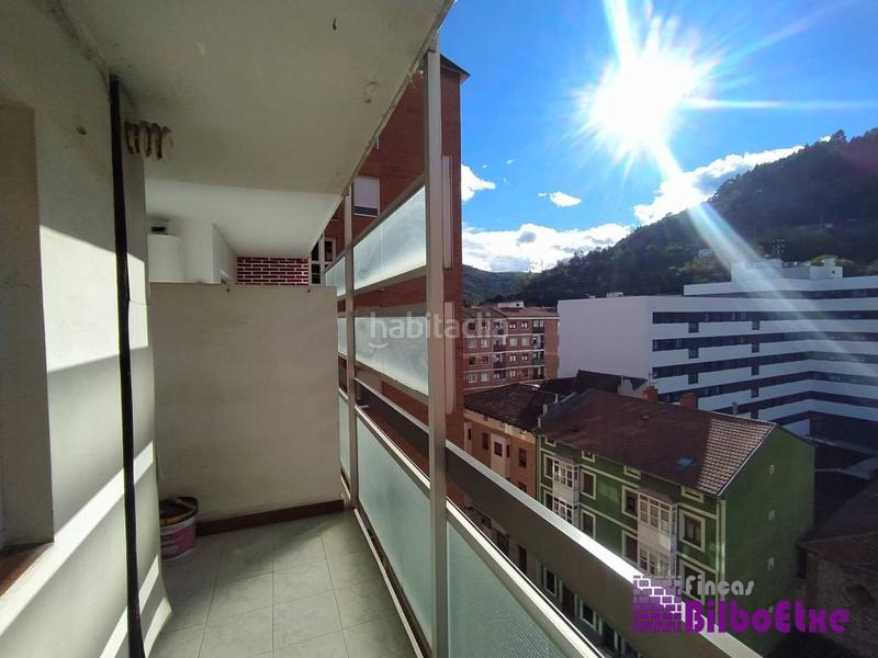 Foto 20527bb3-19d6-4064-ad8d-095785a708d4. Pis amb calefacció aparcament a La Peña Bilbao