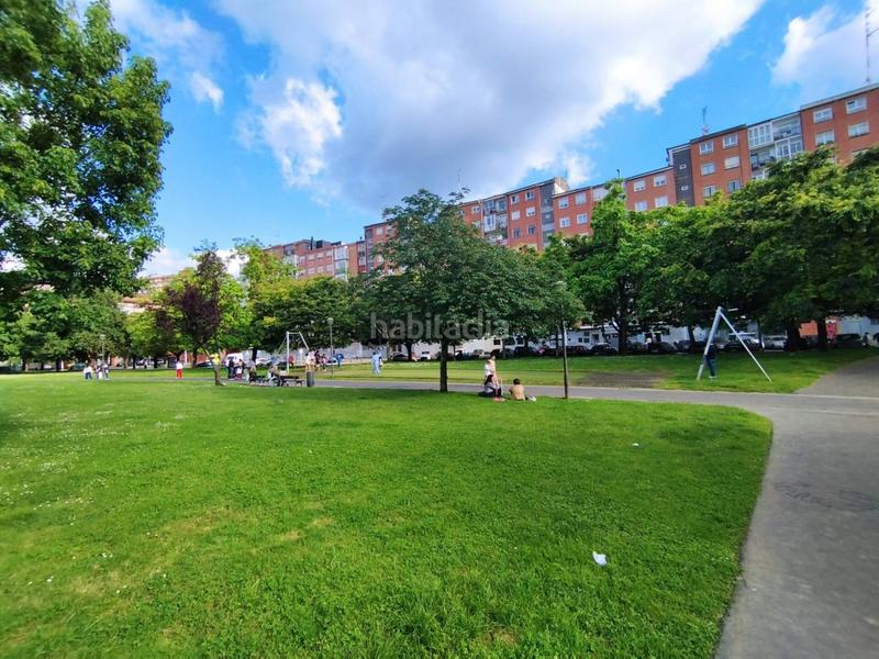 Foto acafad4e-ebf4-41ab-8d7e-ccba0a900214. Pis amb calefacció aparcament a La Peña Bilbao