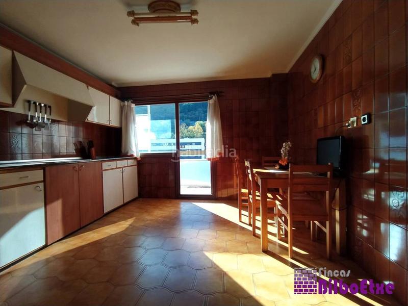 Foto b7a4a80e-5836-4e89-9de3-25ca95575138. Pis amb calefacció aparcament a La Peña Bilbao