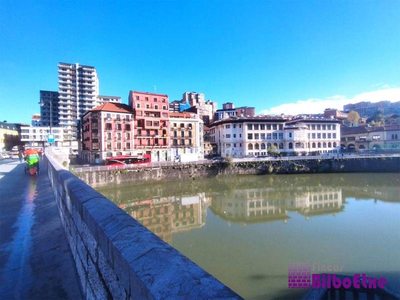 Foto 69625fae-f7f0-45ae-b852-39dc137ed813. Piso  en venta en Atxuri48006 en Atxuri Bilbao