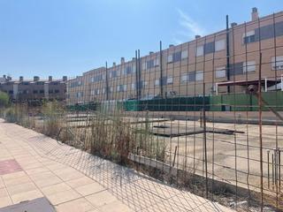 Terreny residencial  Reina sofía. Solar en venta en urbanización mirasol