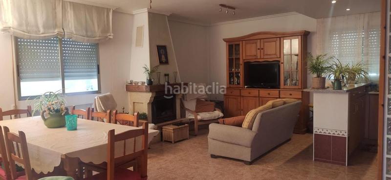 Foto 441ad76d-d2b8-4714-9874-1269ed4e869b. Casa  con terreno en Caspe