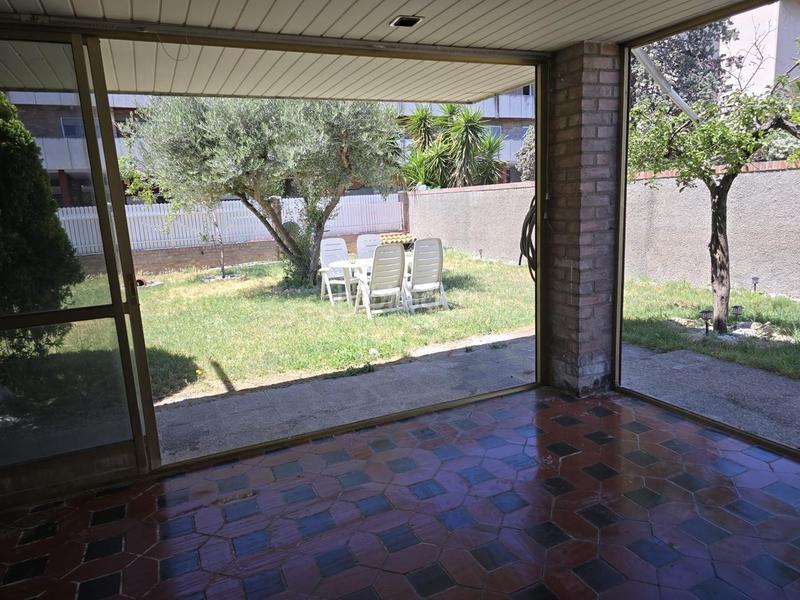 Foto 0d4c1432-dc71-4996-b1d4-74ca9c03d146. Casa con riscaldamento parcheggio in La Almozara Zaragoza