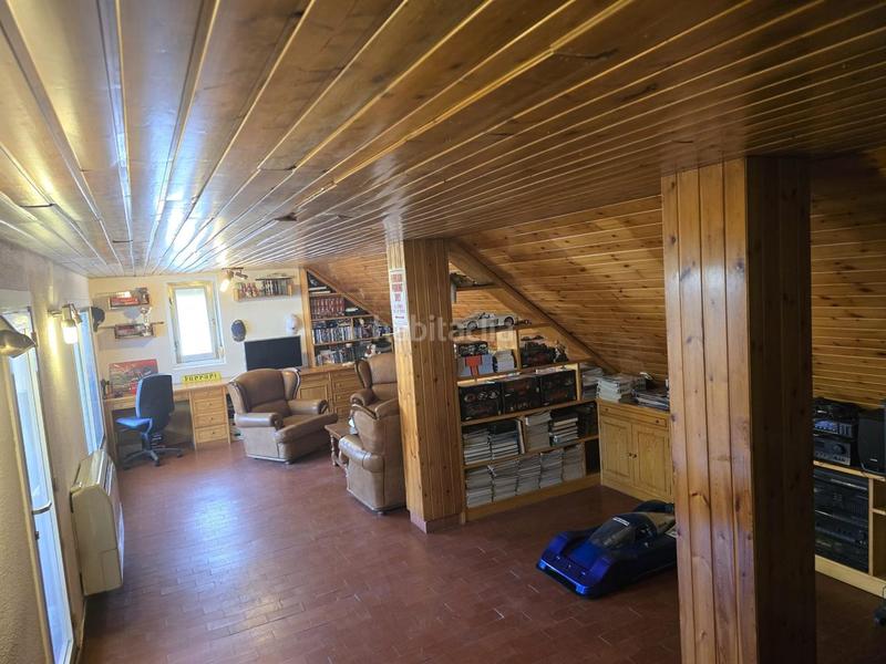 Foto 4b63ca34-a244-4c9c-86b2-3d5ec49fd860. Casa con riscaldamento parcheggio in La Almozara Zaragoza