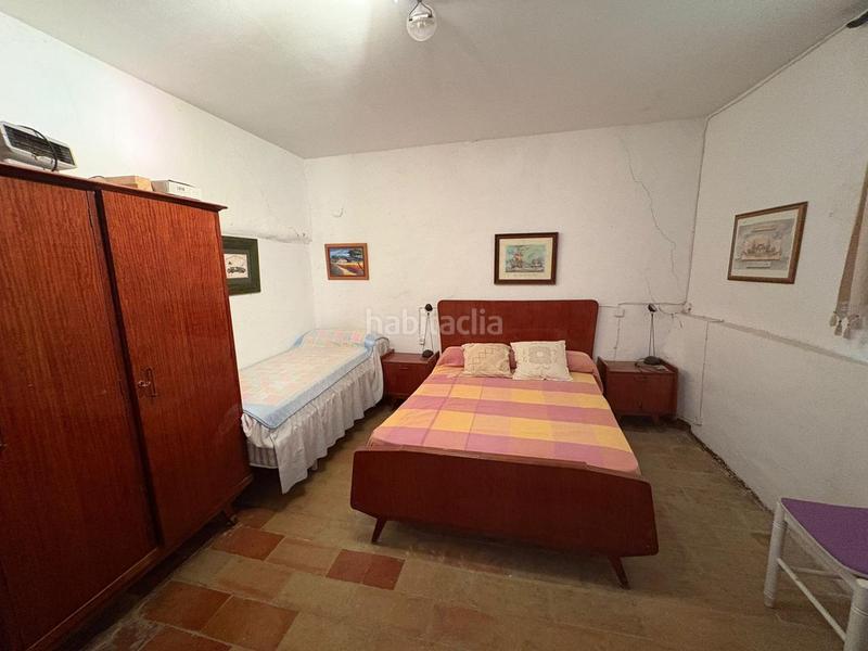 Foto 81a57f21-d03f-44c8-a102-55a618f0fee2. Casa  de pueblo a la venta ! en Ayerbe