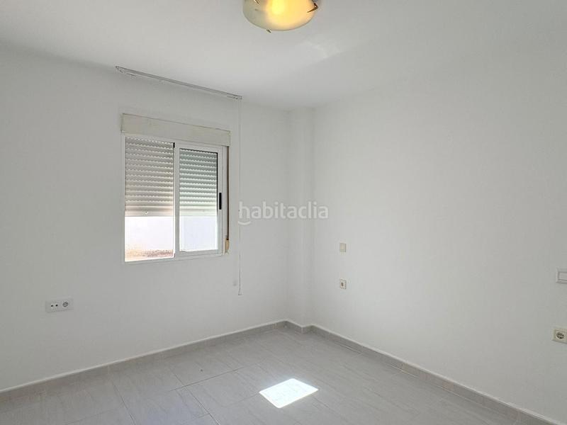Foto 51dce8d1-cec6-47fa-ae93-96cf0c8ba77e. Planta baixa amb aparcament a Las Delicias Zaragoza
