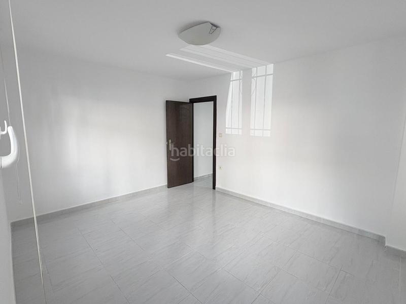 Foto 52689d1d-58f1-43d2-914d-57822ed89e5f. Planta baixa amb aparcament a Las Delicias Zaragoza