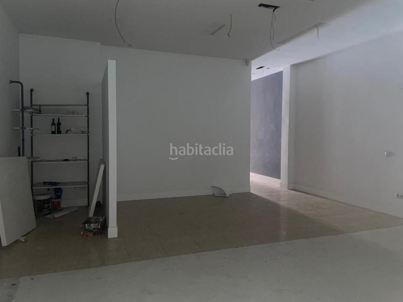 Foto 90a708c9-e240-432f-b6bb-a175278e2cfb. Location local commercial dans La Bozada - Parque Delicias Zaragoza