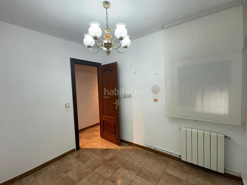 Foto fba4a645-60b2-4c0e-a1f4-4d7e80b8deb0. Planta baixa amb calefacció a Las Delicias Zaragoza