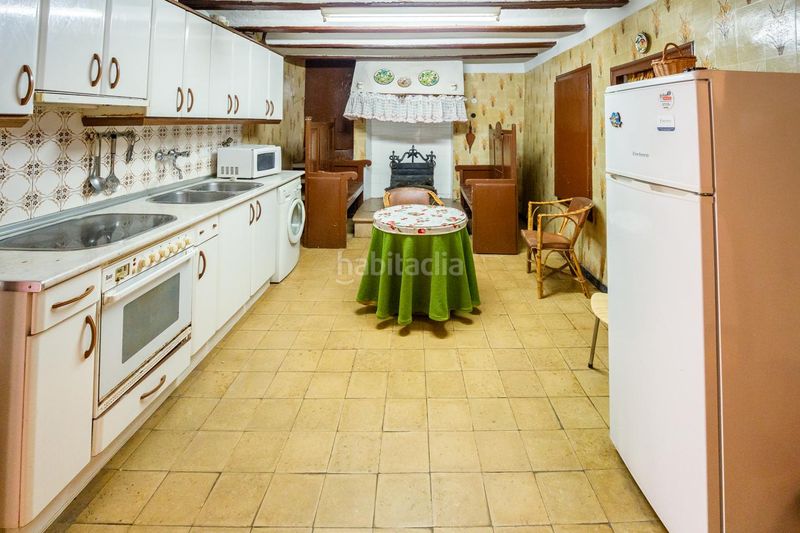 Foto 382b90a9-9df5-40be-9265-160e464d1481. Casa amb calefacció aparcament a Paniza