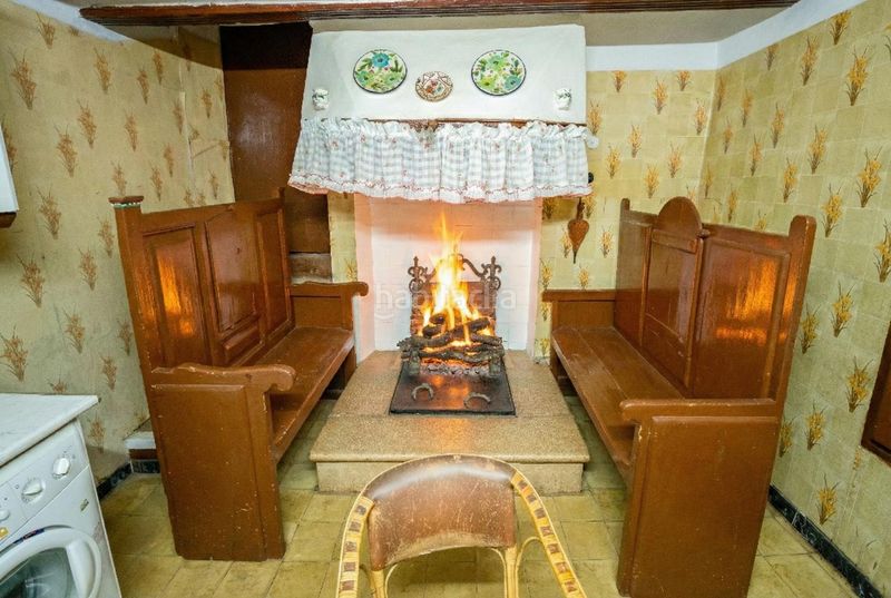 Foto bf3bcaa0-2bac-4832-b55e-0a0985682902. Casa amb calefacció aparcament a Paniza